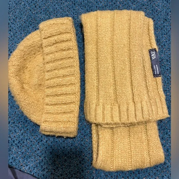 Zara Matching Sets Zara Toddler Hat And Scarf Set One Size